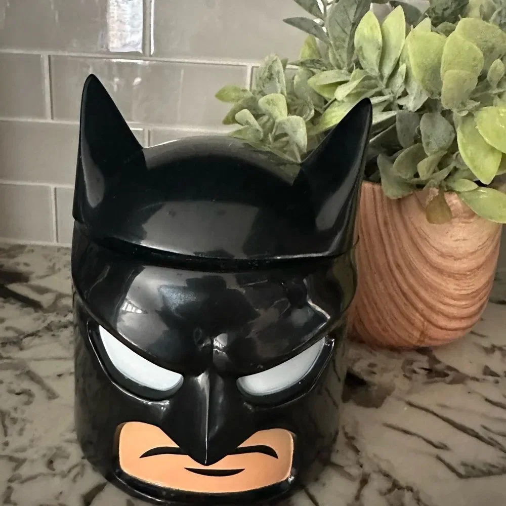 Lego Batman Zak DC Collectible Food Container Loot Crate